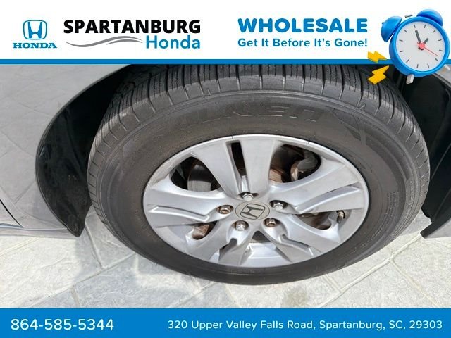 Used 2012  Honda SE image 12
