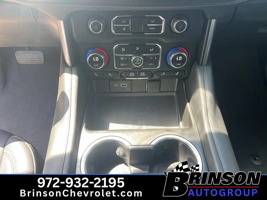 Used 2023 Black Chevrolet Z71 image 11