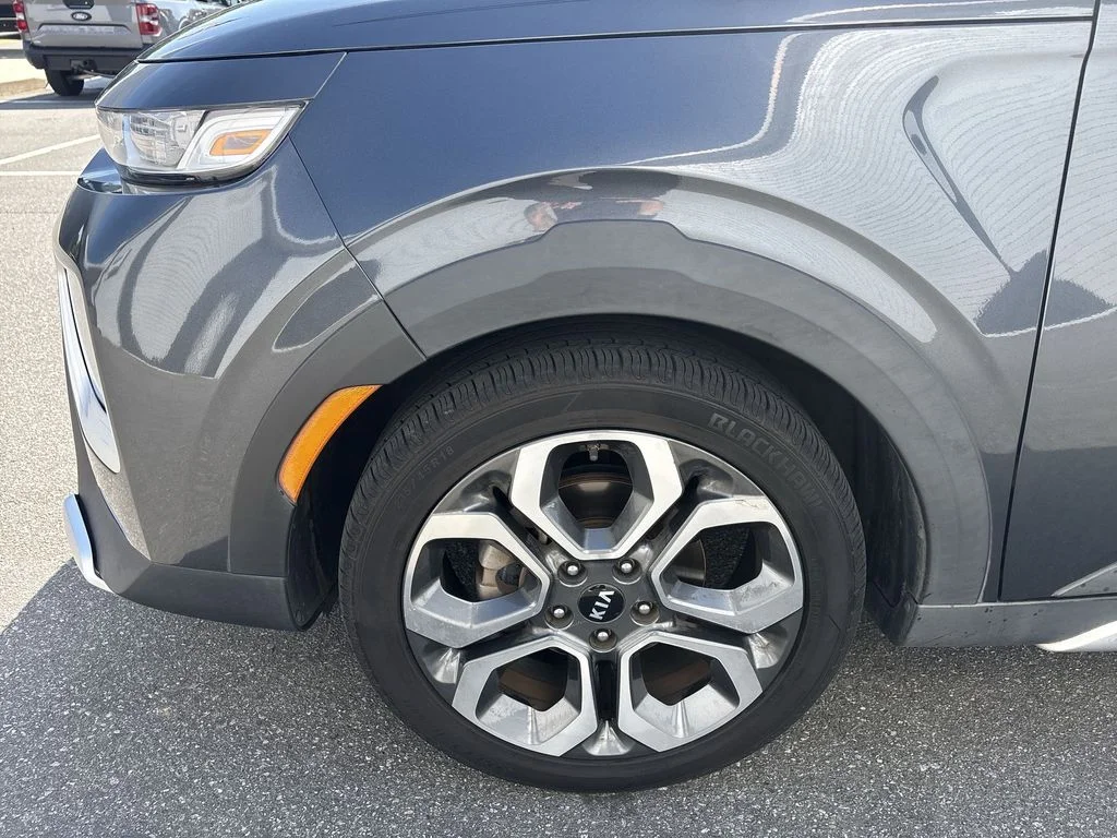 Used 2020 Gray Kia X-Line image 18