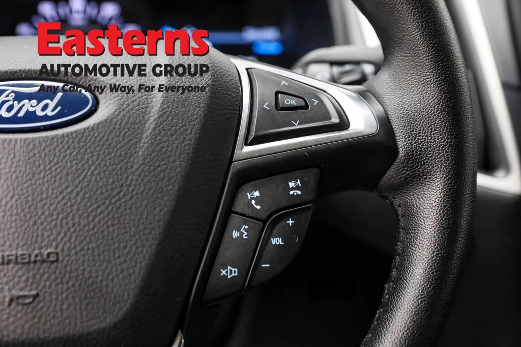 Used 2024 Gray Ford SEL image 16