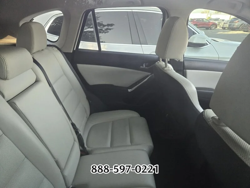 Used 2016 WHITE MAZDA Grand Touring image 8