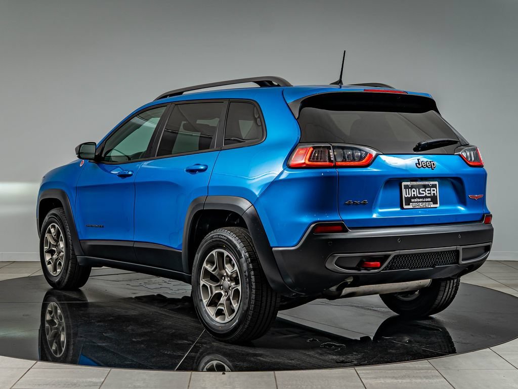 Used 2020 Hydro Blue Pearlcoat Jeep Trailhawk image 7