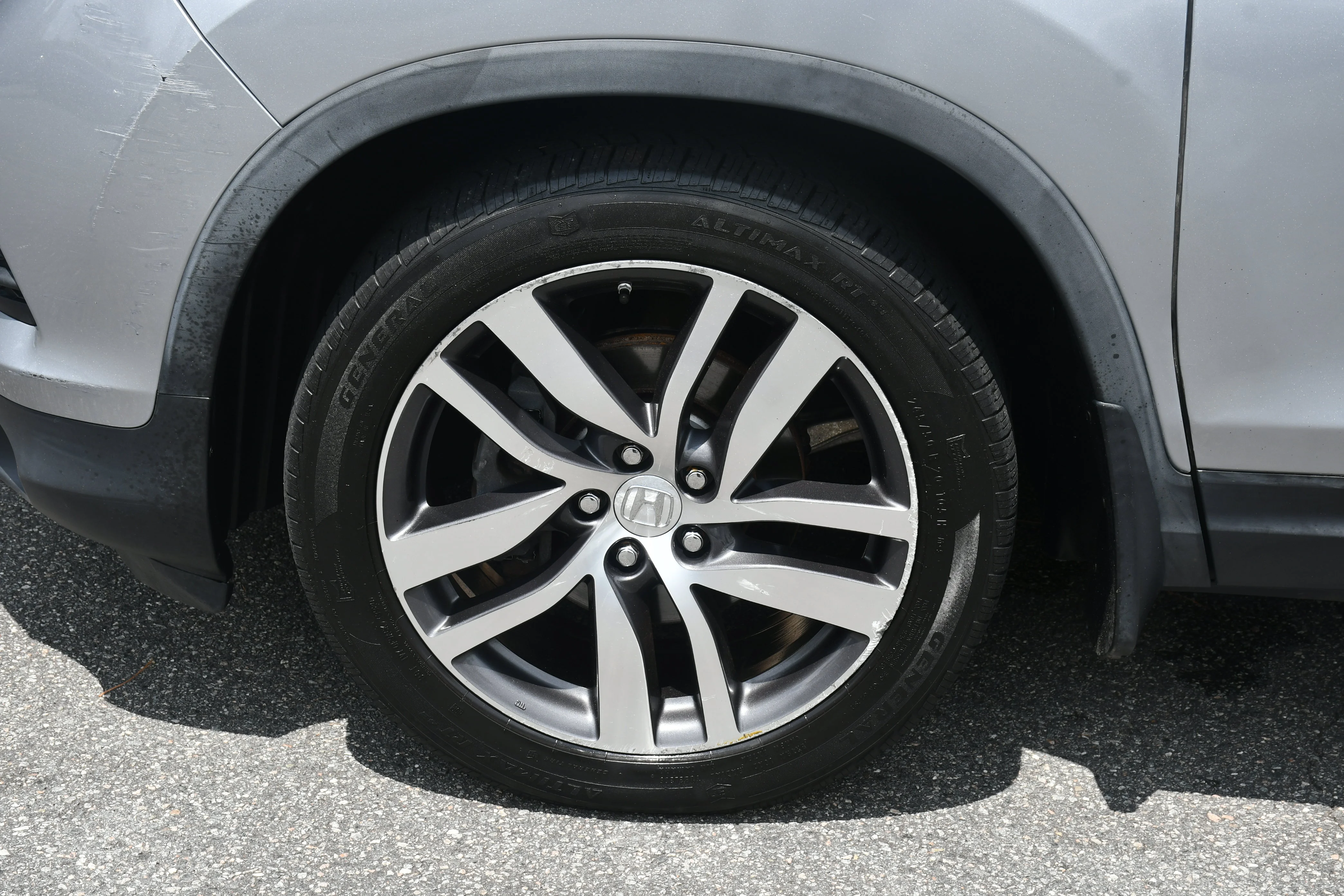 Used 2017  Honda Touring image 22