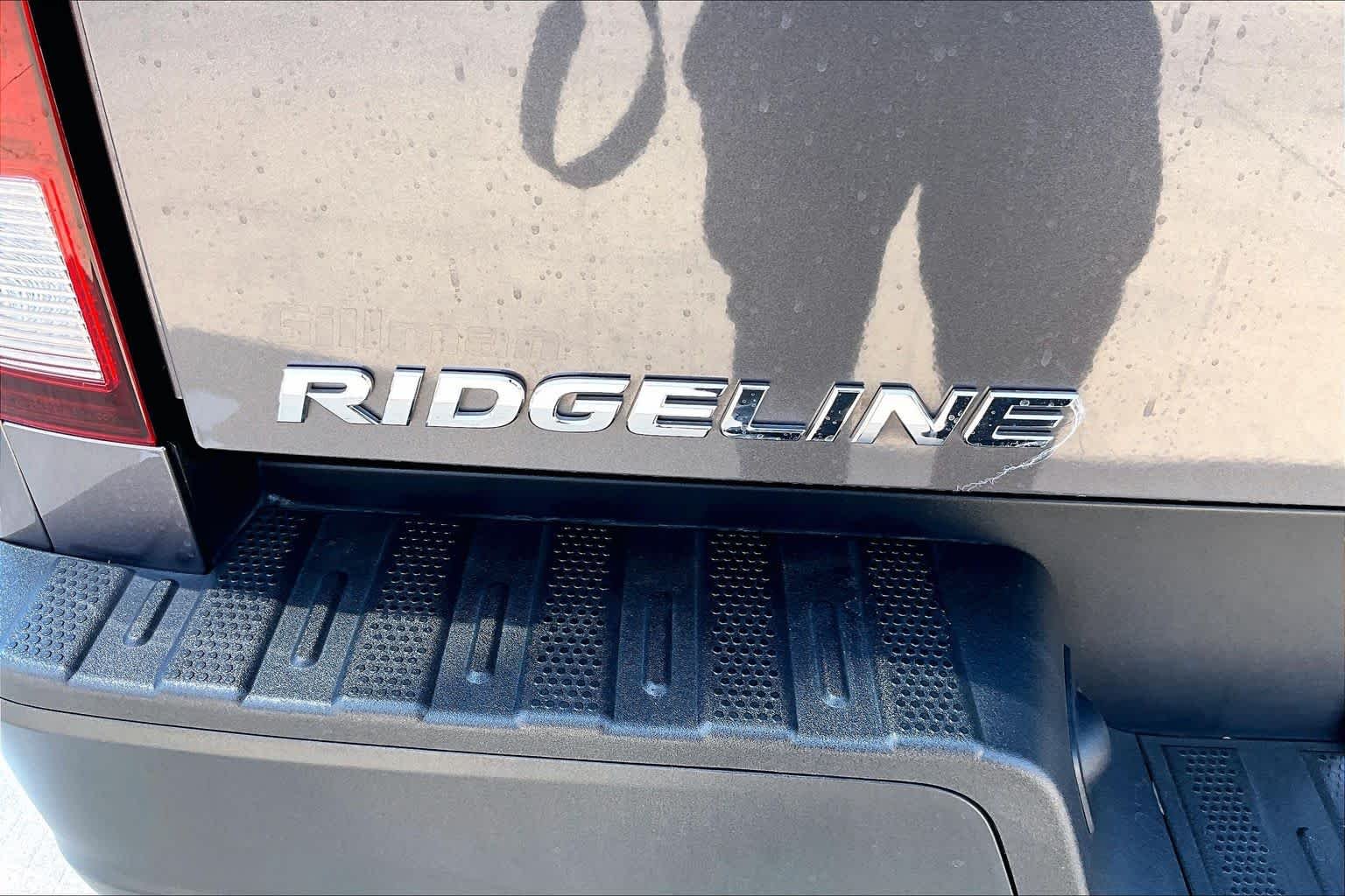 Certified Used 2022 Modern Steel Metallic Honda RTL image 10