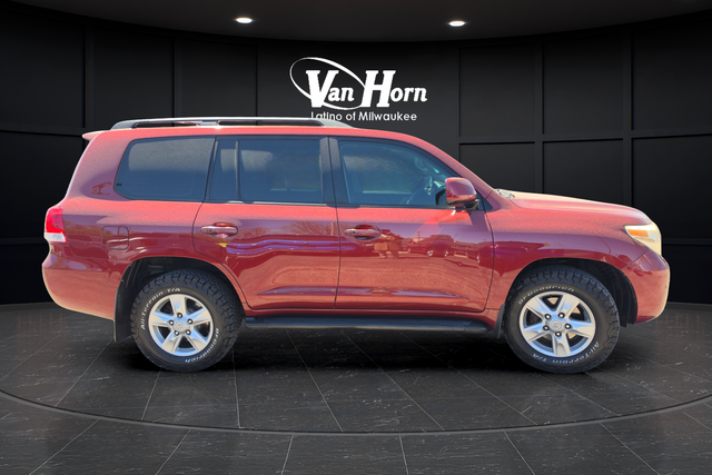 Used 2008 Red Toyota Base image 8