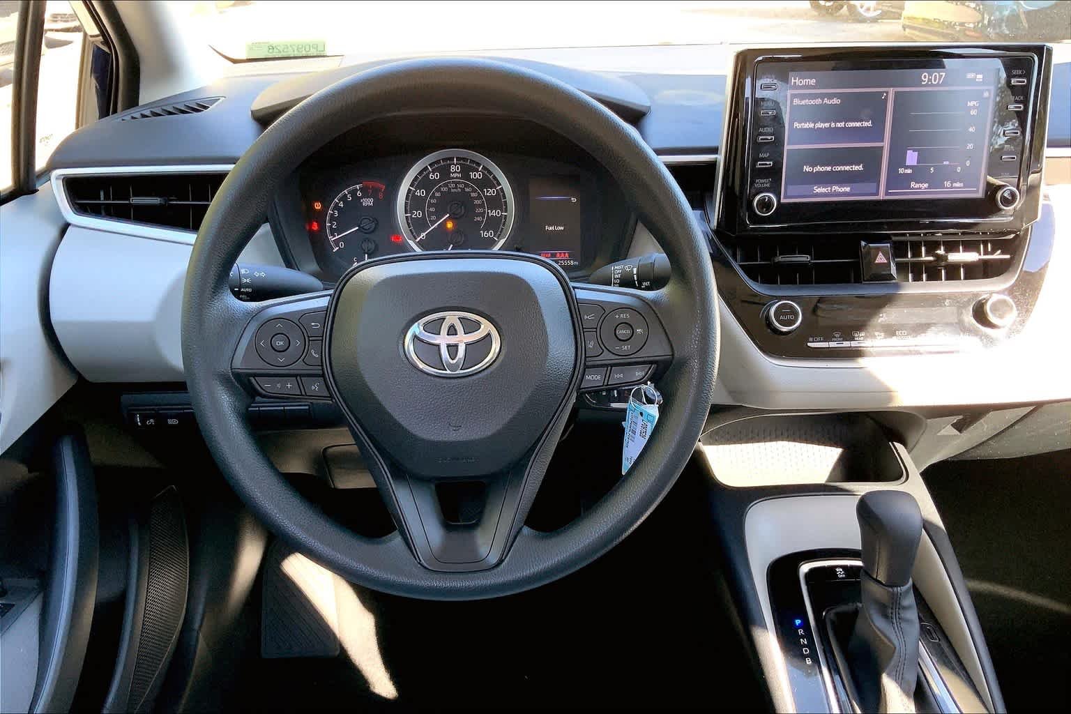 Used 2020 Blueprint Toyota LE image 6
