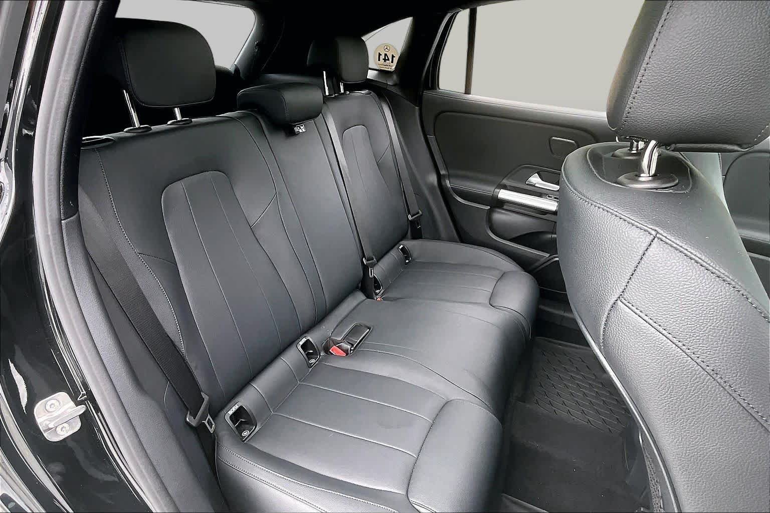 Used 2026 Cosmos Black Metallic Mercedes-Benz GLA 250 image 19