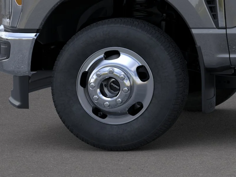 New 2026 Carbonized Gray Metallic Ford F-350® XLT image 19