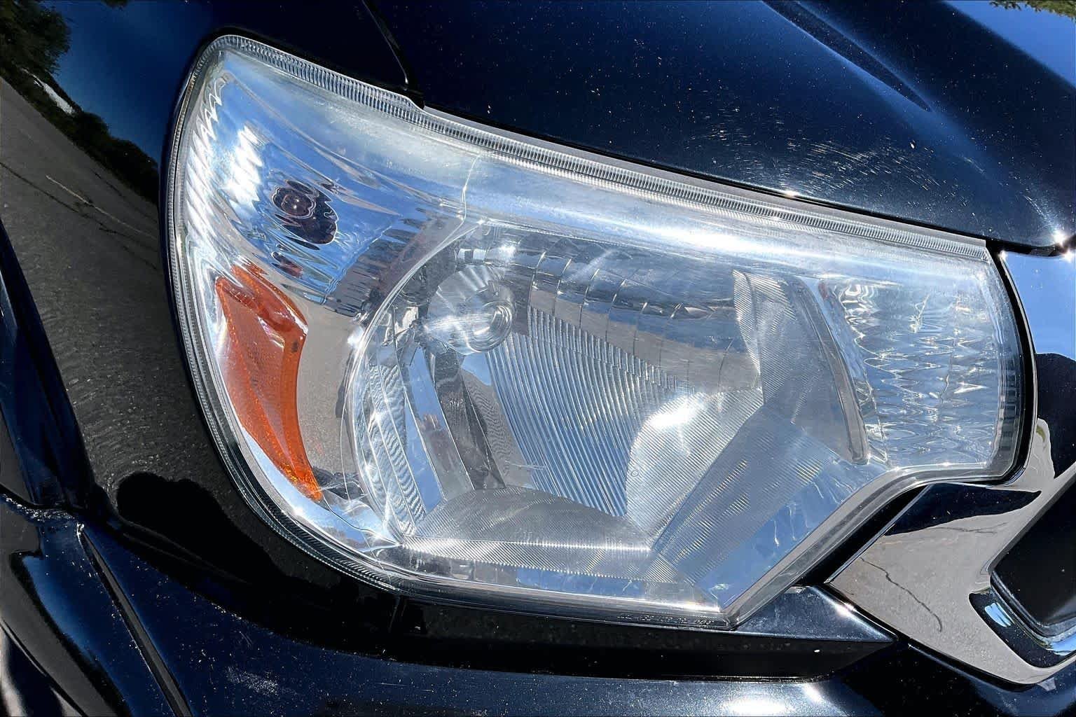 Used 2013 Black Toyota  image 27