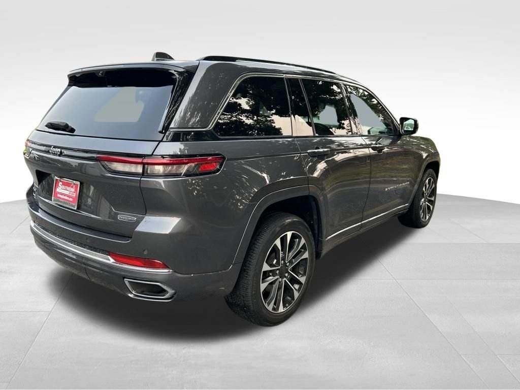 Used 2022 Gray Jeep Overland image 5
