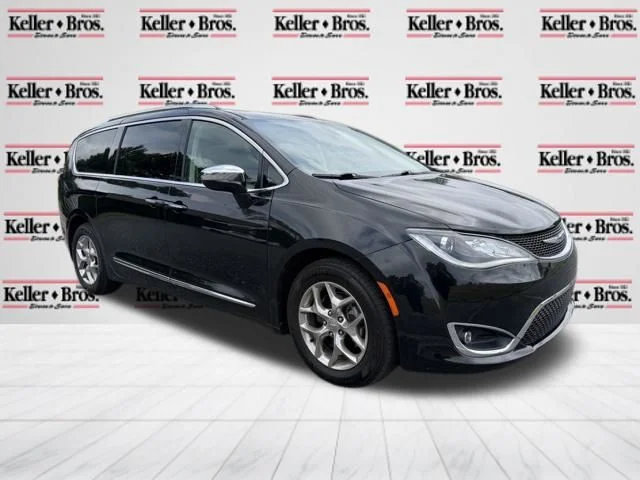 Used 2019 Black Chrysler Limited image 1