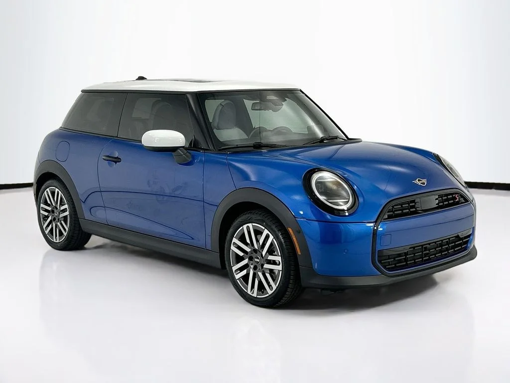 New 2026 Icy Sunshine Blue Metallic MINI Signature Plus image 3