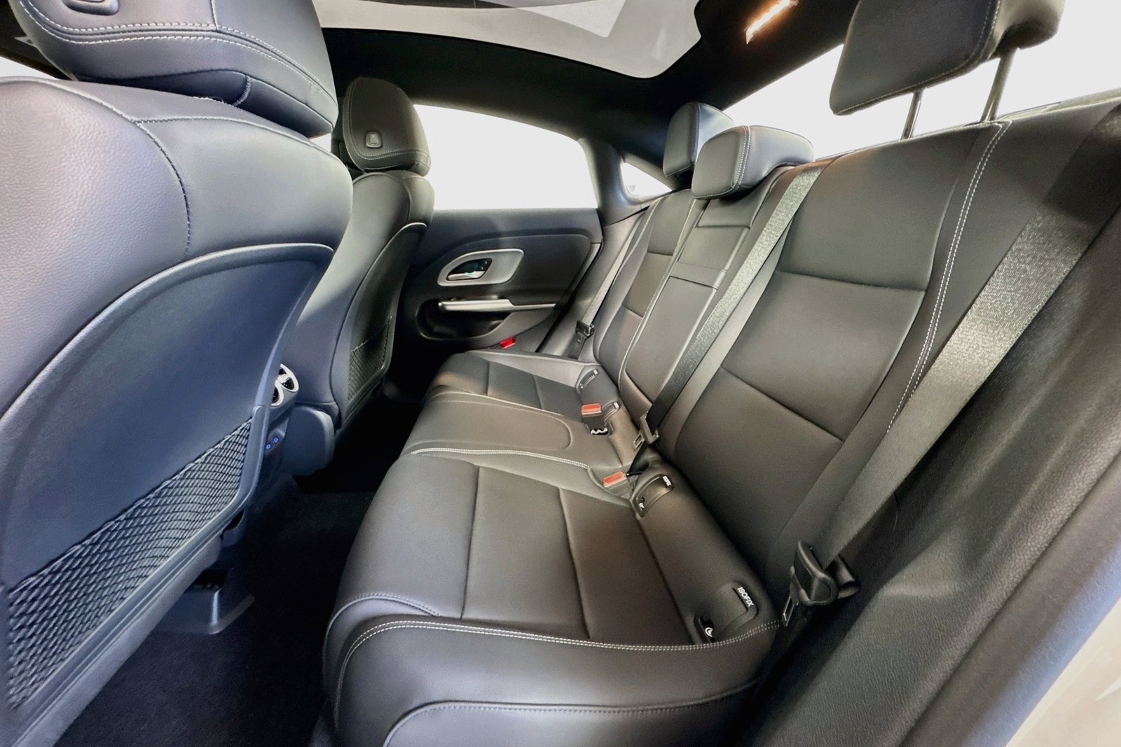 New 2027 Polar White Mercedes-Benz CLA 220 Hybrid image 21