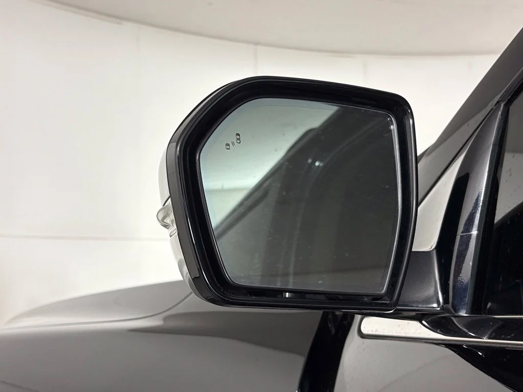 Used 2022 Black Ford Limited image 15