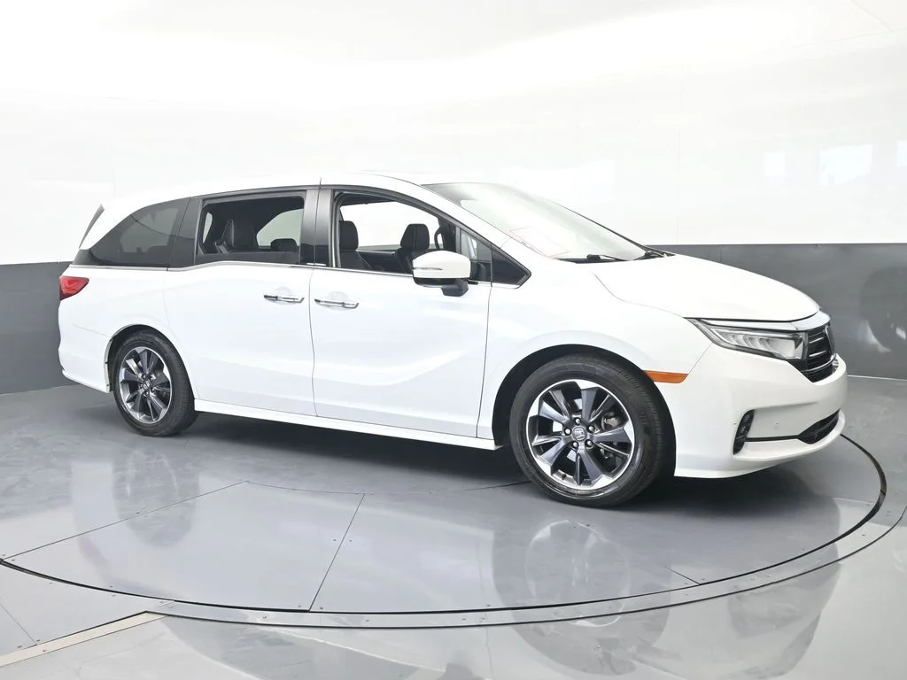 Used 2022 White Honda Elite image 8