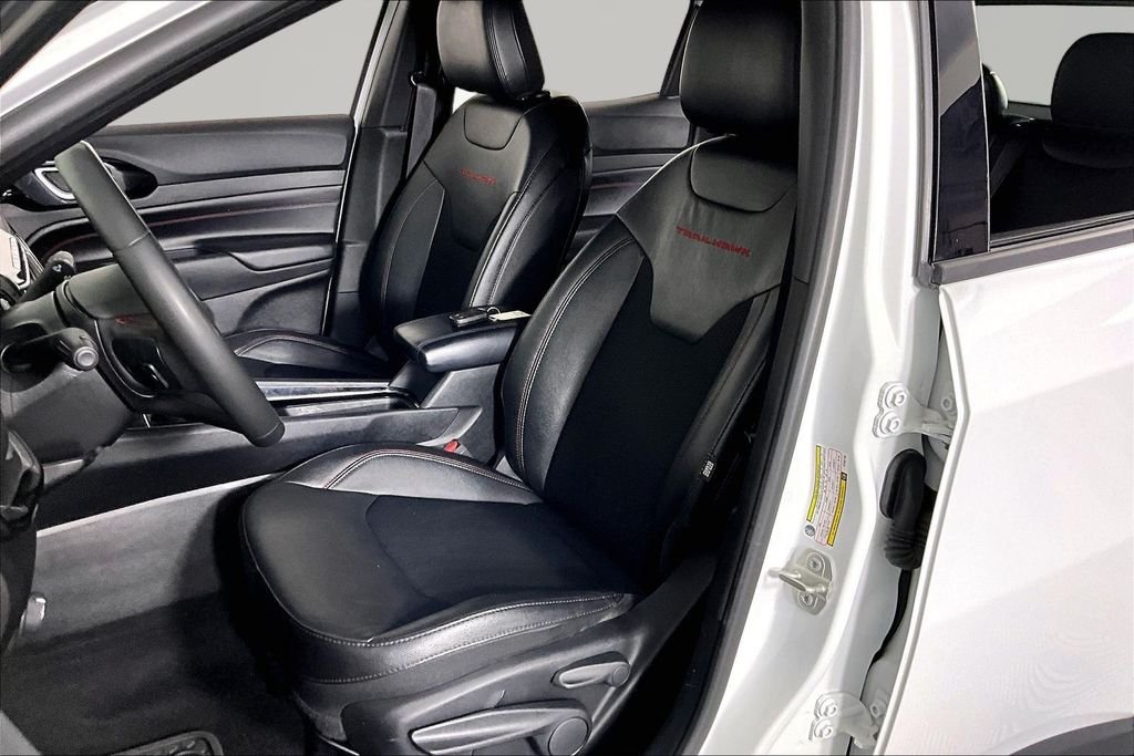 Used 2024 Bright White Clearcoat Jeep Trailhawk image 20