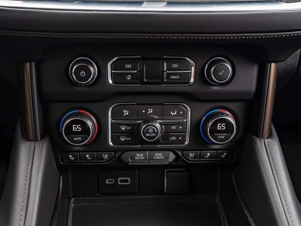 Used 2021 Summit White Chevrolet High Country image 38