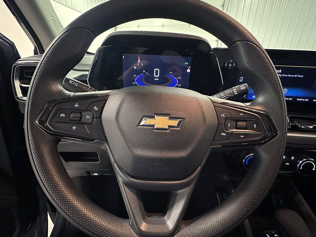Used 2024 Gray Chevrolet LT image 32
