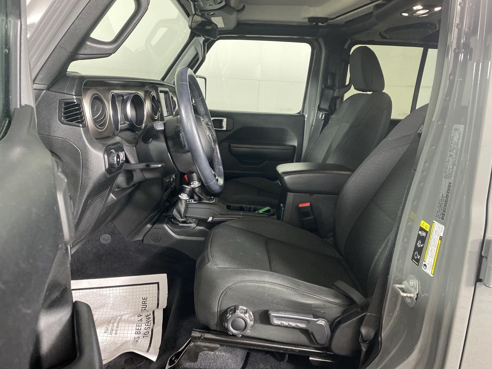 Used 2020 Sting-Gray Clearcoat Jeep Sport S image 5