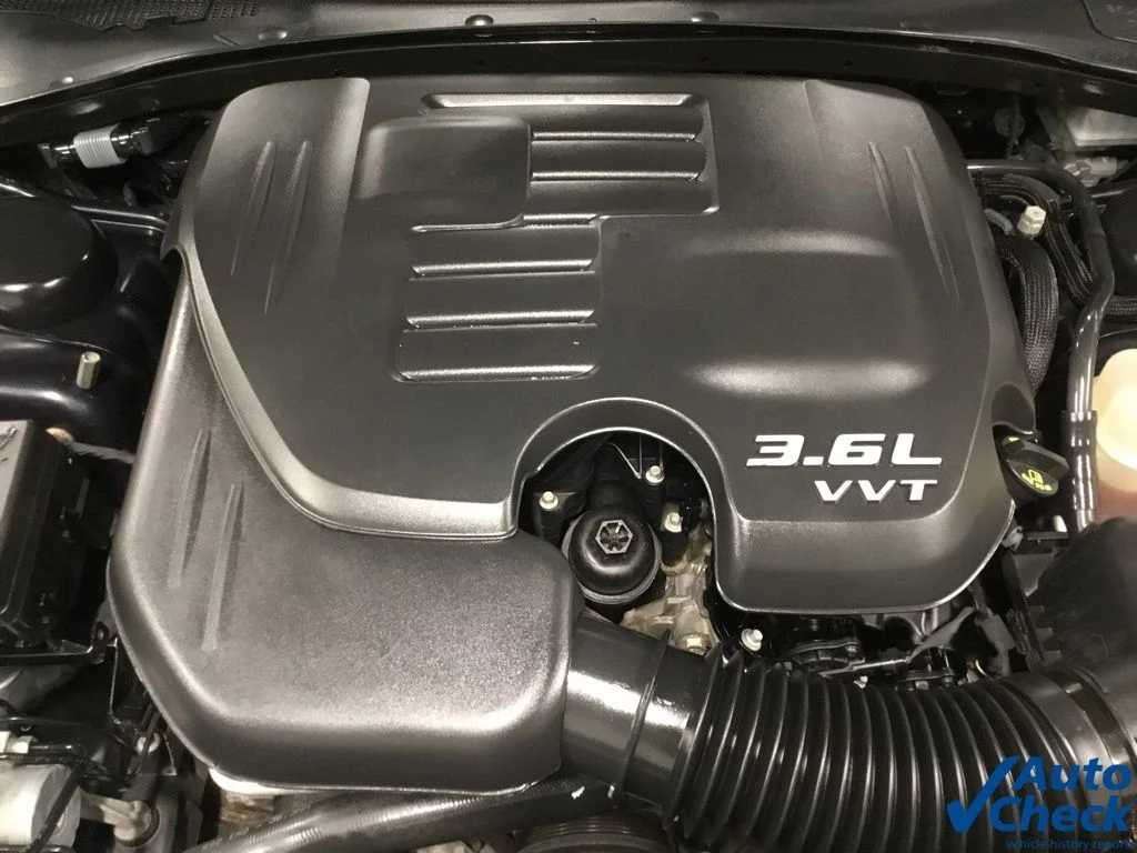 Used 2017 Gray Chrysler C image 41