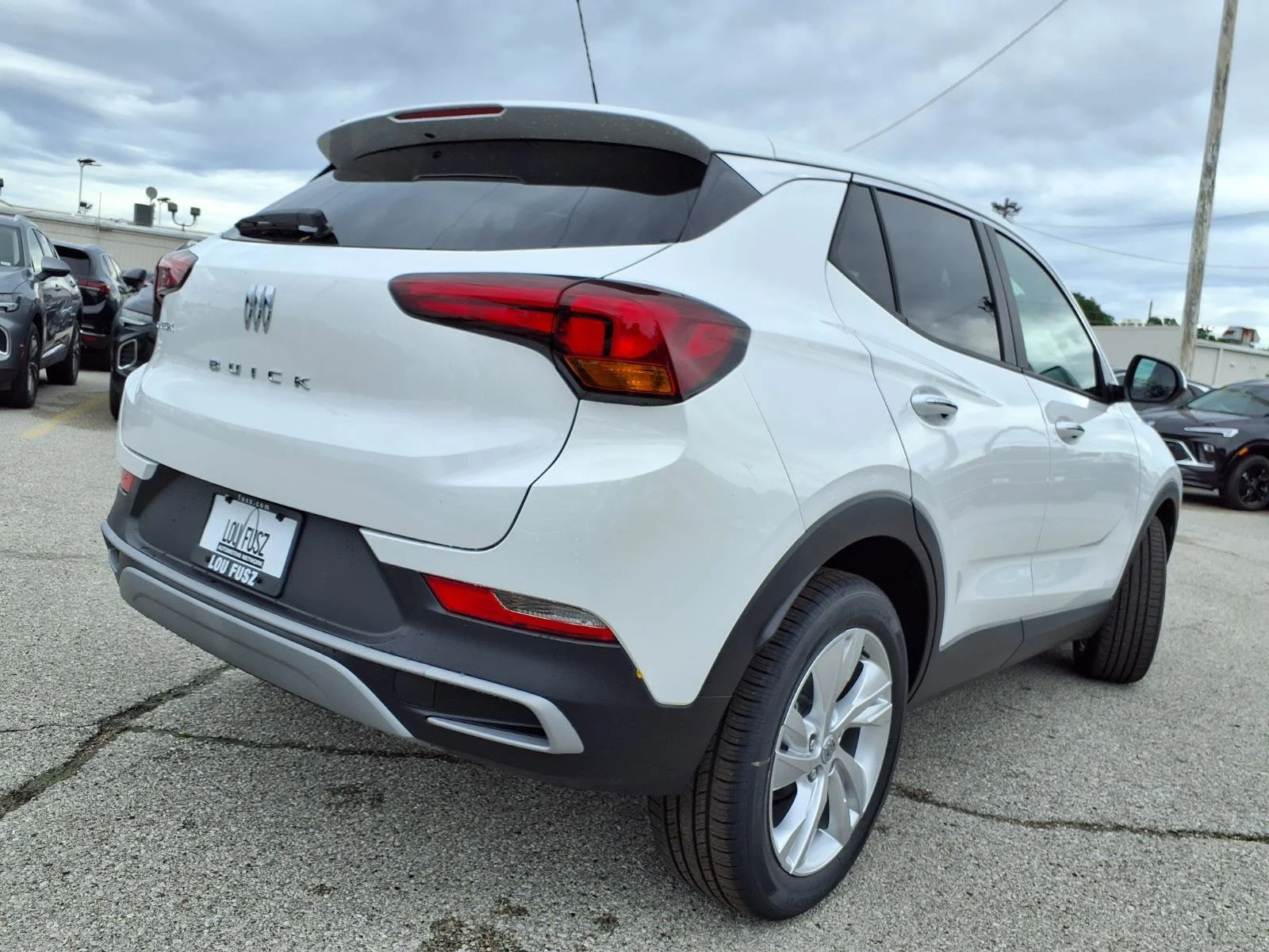 New 2026 Summit White Buick Preferred image 20