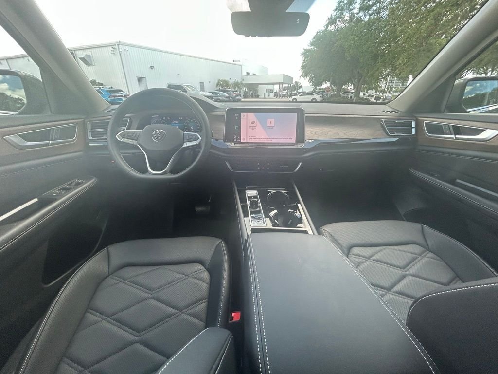 New 2026 Green Volkswagen 2.0T SE w/Technology image 10