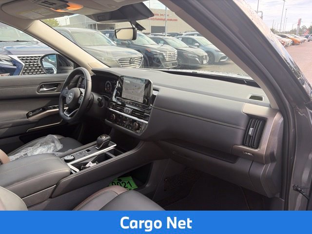 Used 2024 Gray Nissan Platinum image 12