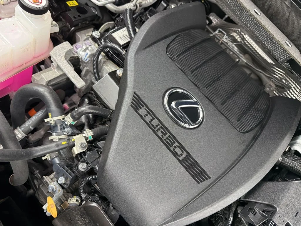 Used 2024 Silver Lexus 500h F SPORT Performance image 29