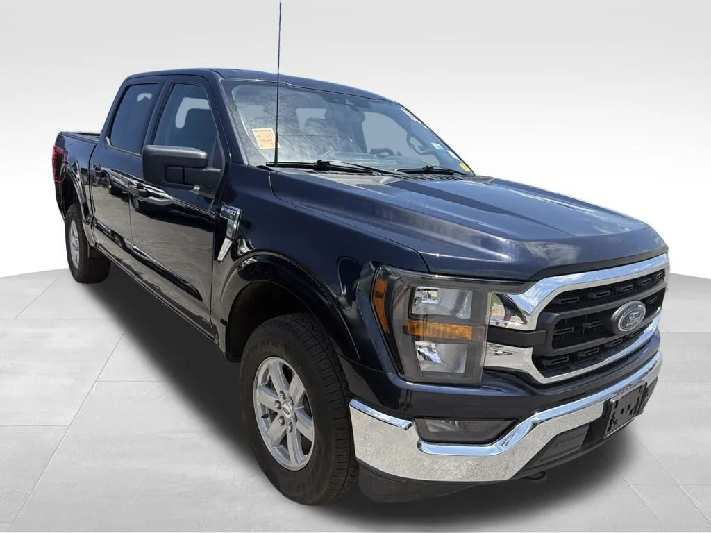 Used 2023 Blue Ford XL image 15