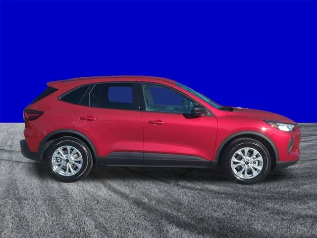 New 2026 Rapid Red Metallic Tinted Clearcoat Ford Active® image 3