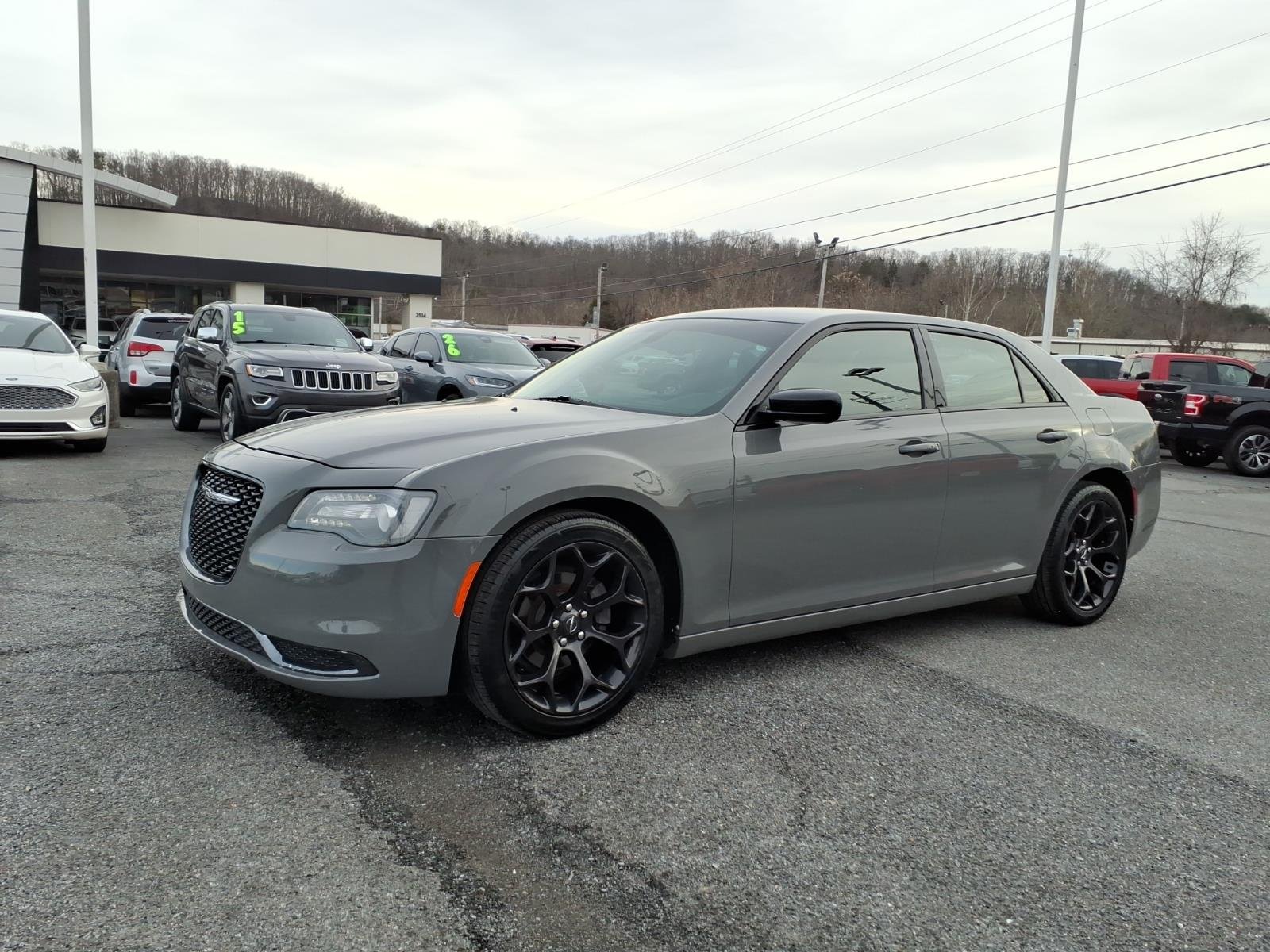 2019 Chrysler 300 Touring