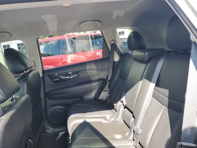 2019 Nissan Rogue SL - Photo 13