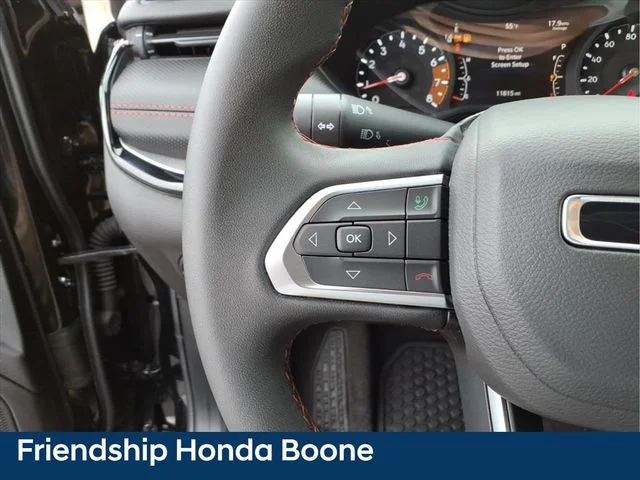Used 2025 Black Jeep Trailhawk image 25