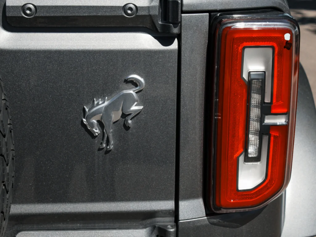 Used 2024 Carbonized Gray Metallic Ford Outer Banks image 27