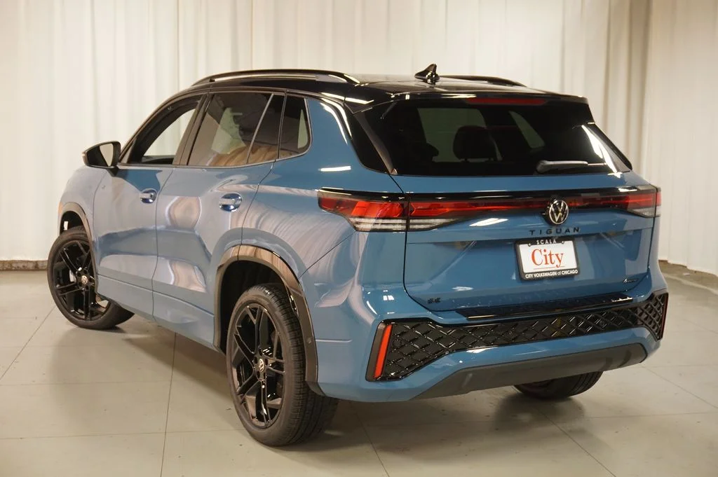New 2026 Monterey Blue with Deep Black Roof Volkswagen 2.0T SE R-Line Black image 7