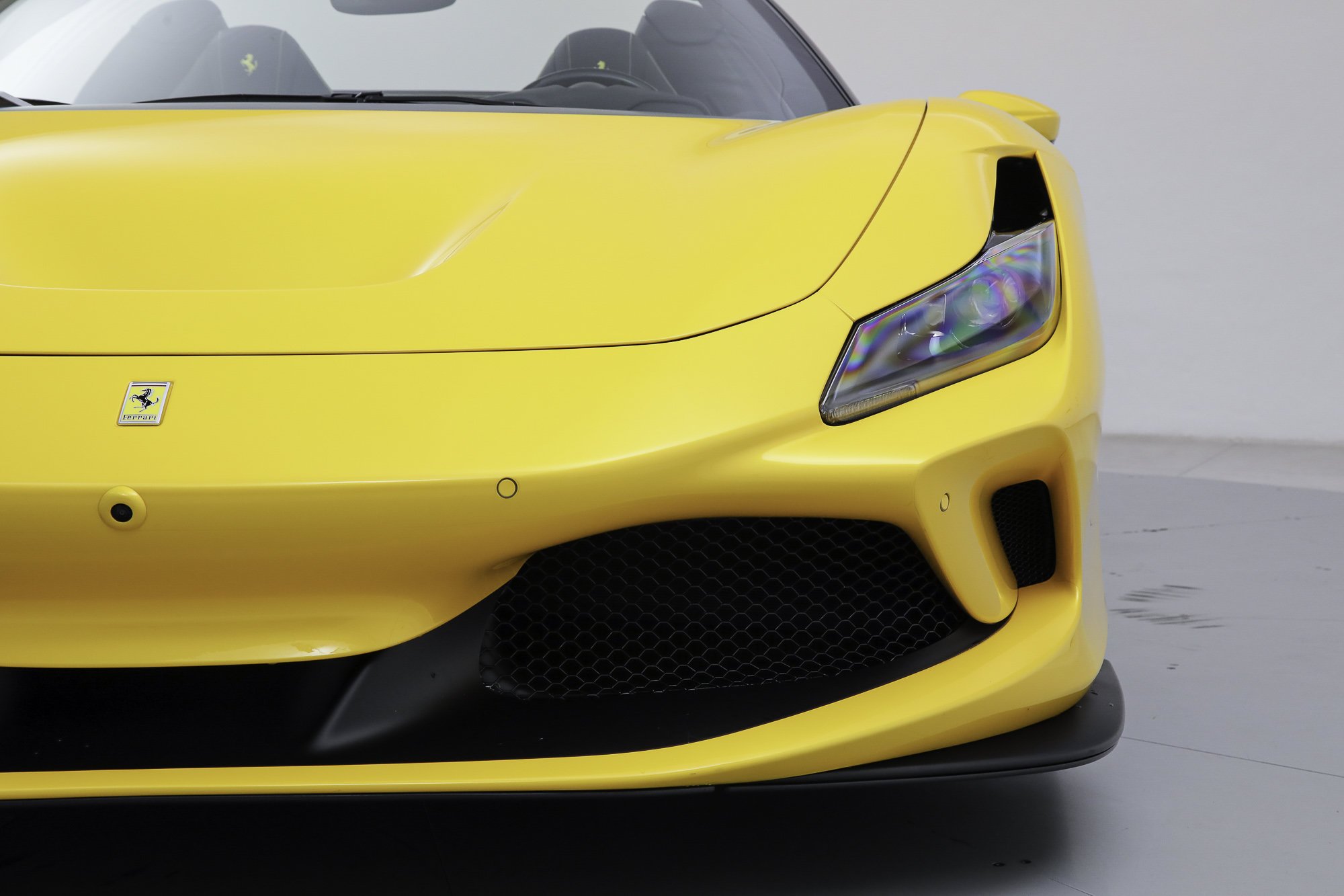 Used 2022 Yellow Ferrari  image 15