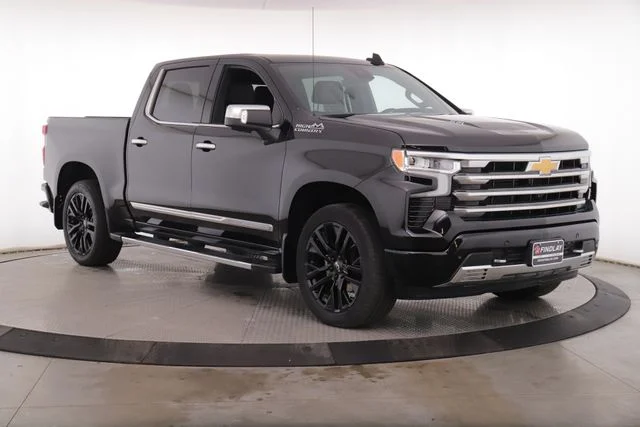 Used 2024 Black Chevrolet High Country image 2