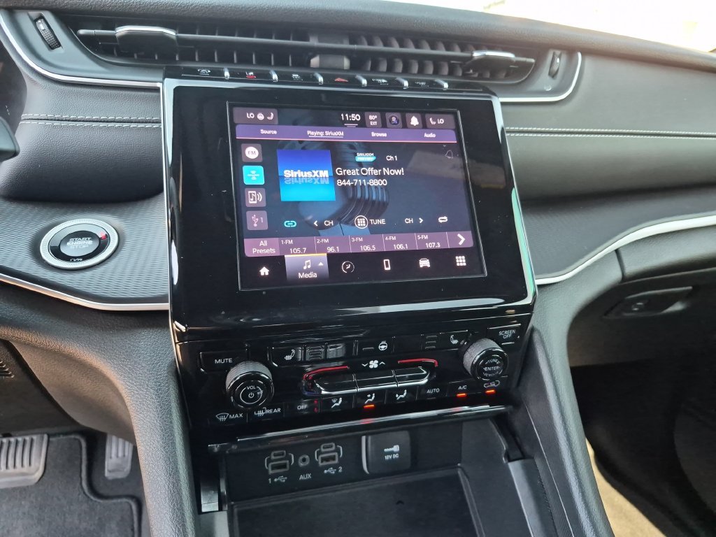 Used 2025 Black Jeep Altitude X image 20