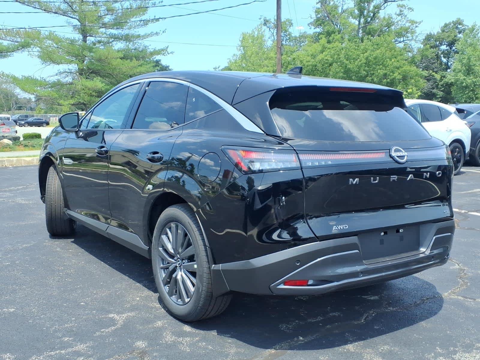 New 2026 Super Black Nissan SL image 4