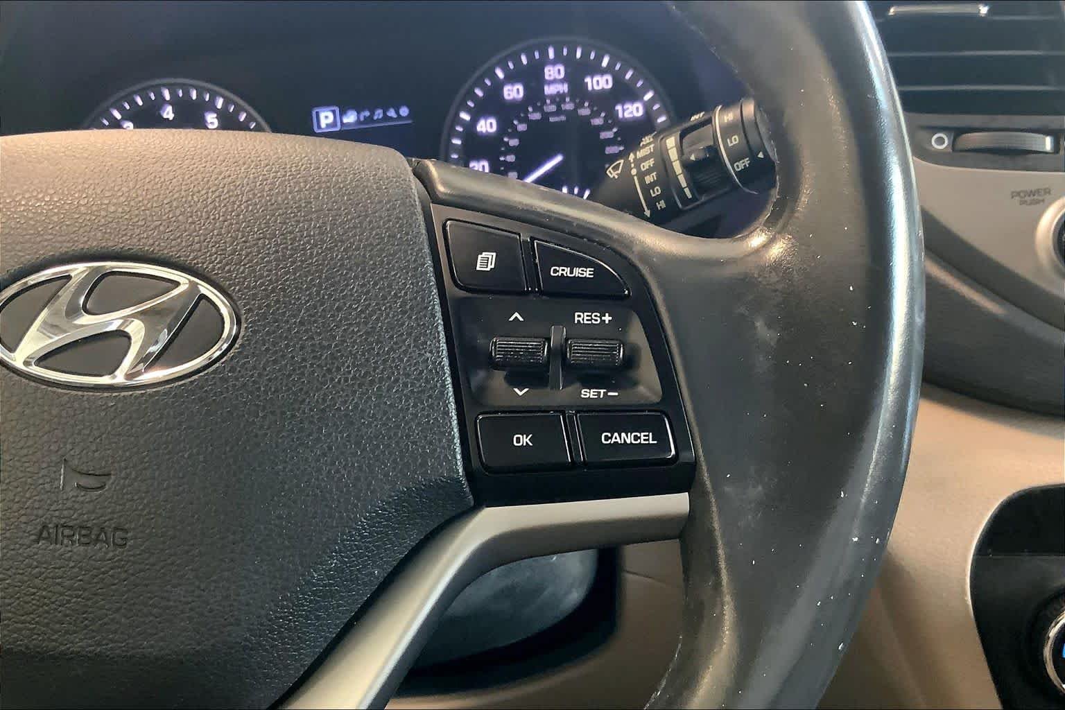 Used 2017 Ruby Wine Hyundai SE Plus image 25