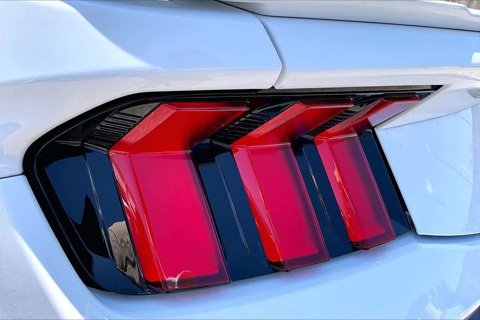 Certified Used 2025 Oxford White Ford GT Premium image 28