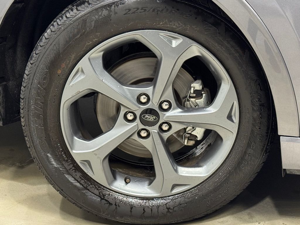 2024 Ford Escape ST-Line - Photo 11