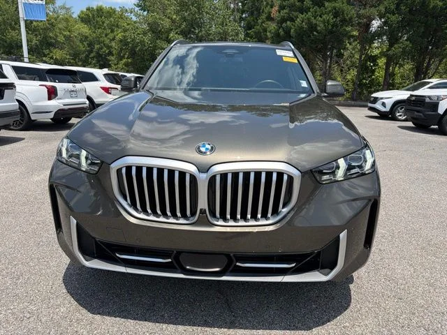 Used 2026 Green BMW xDrive40i image 10