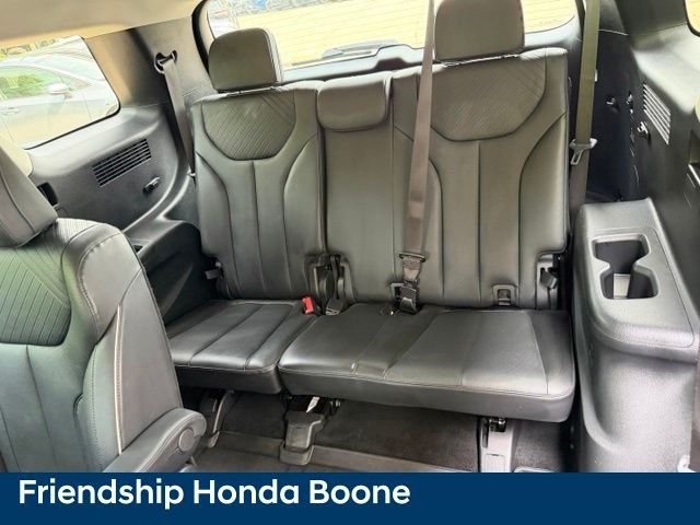 Used 2024 White Hyundai SEL image 35