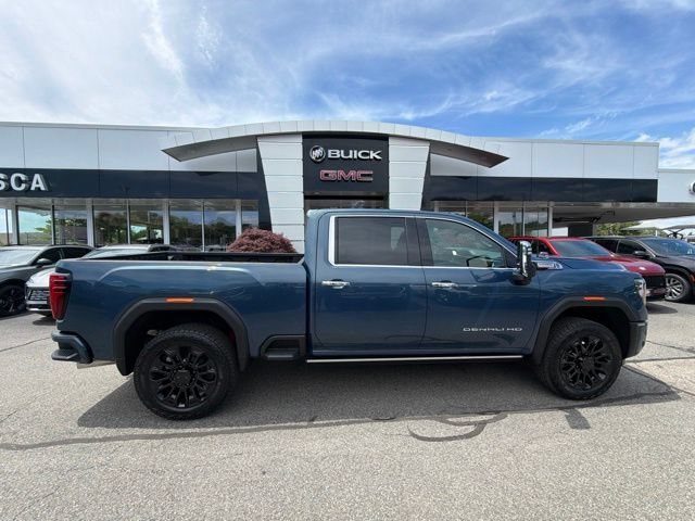 2026 GMC Sierra 2500HD Denali - Photo 2
