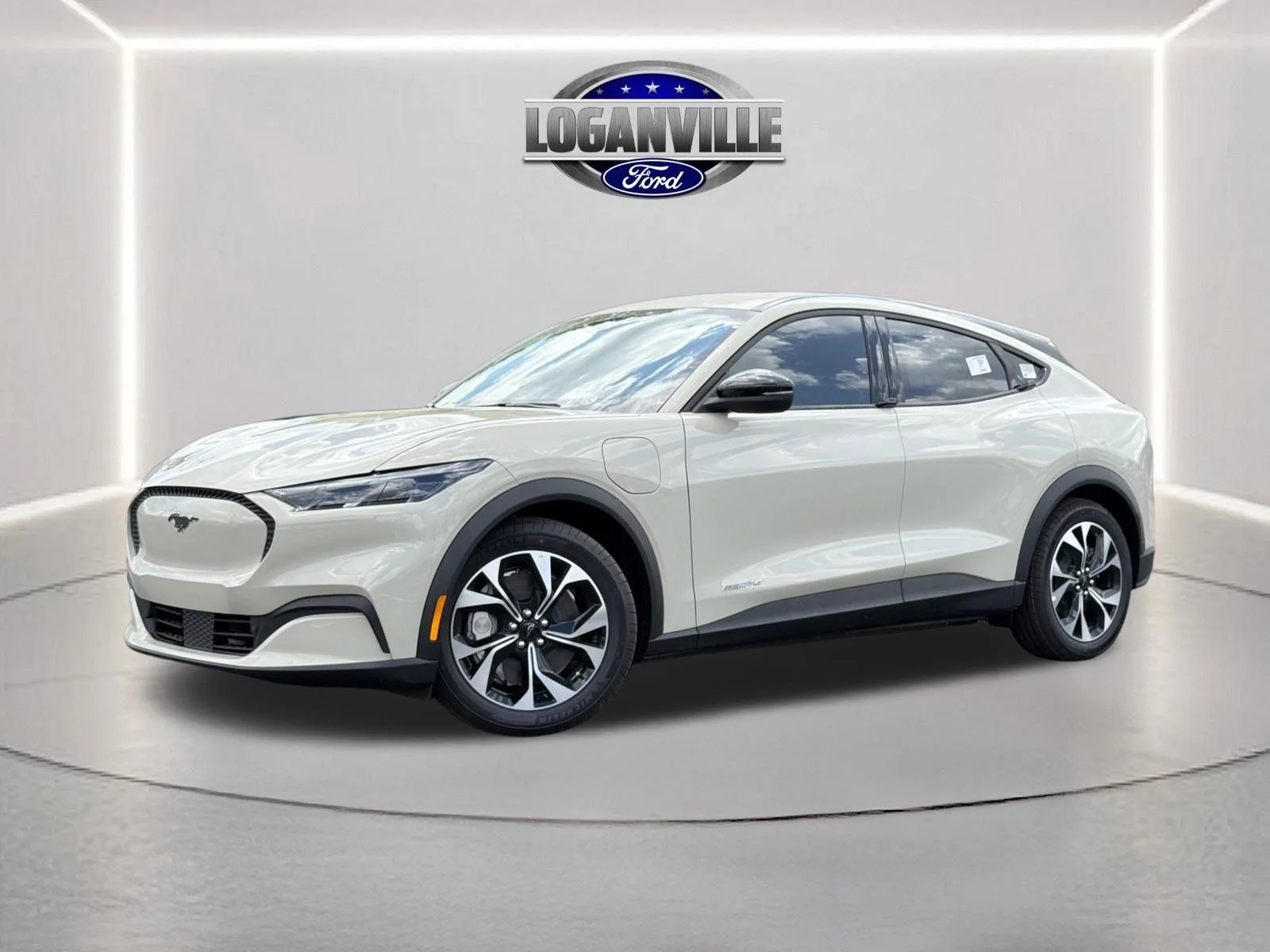 2026 Ford Mustang-Mach-e Select's photo