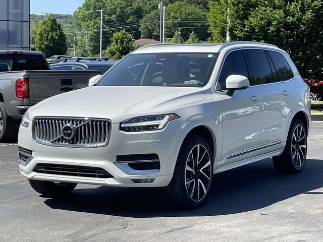 2024 Volvo XC90 B5 Plus Bright theme 4WD's photo