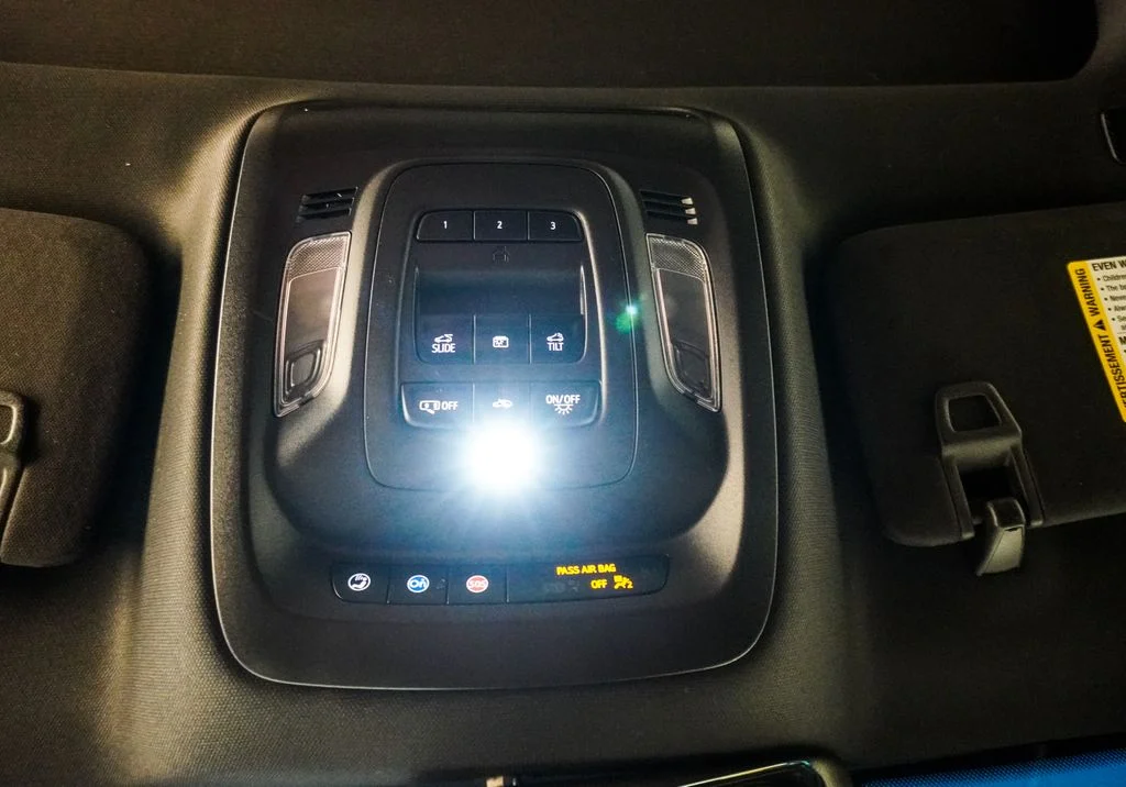 Used 2022 Black Cadillac V-Series image 28