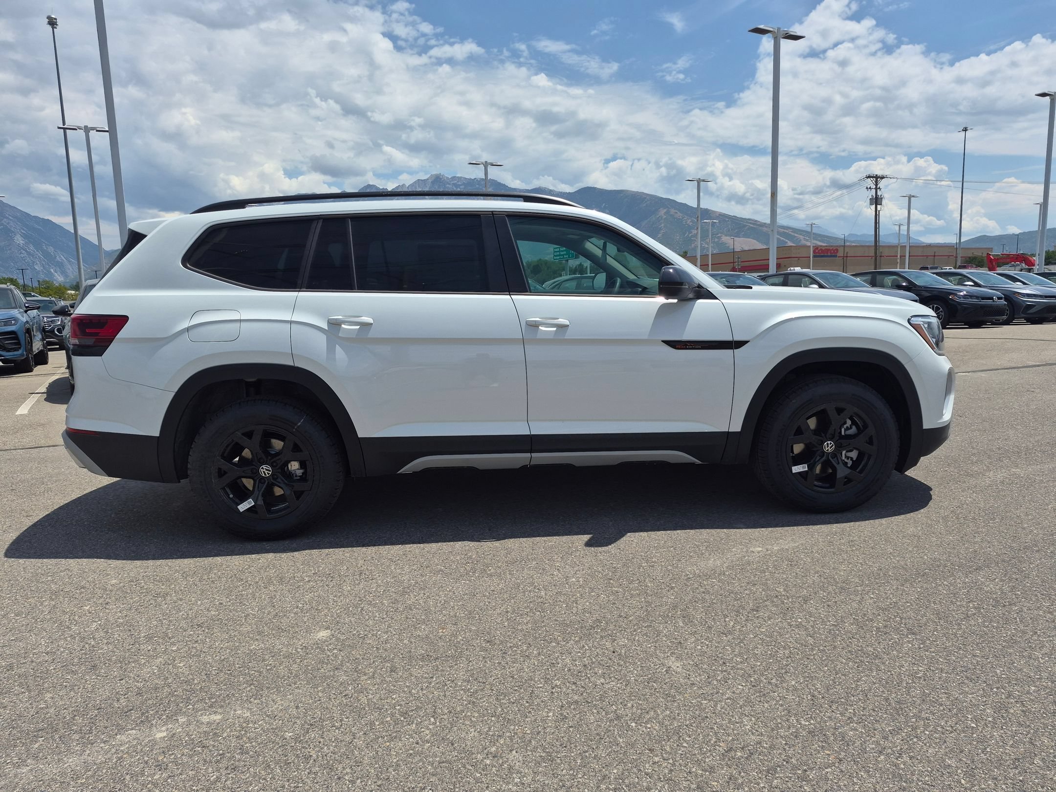 New 2026 Pearl Volkswagen 2.0T Peak Edition image 2