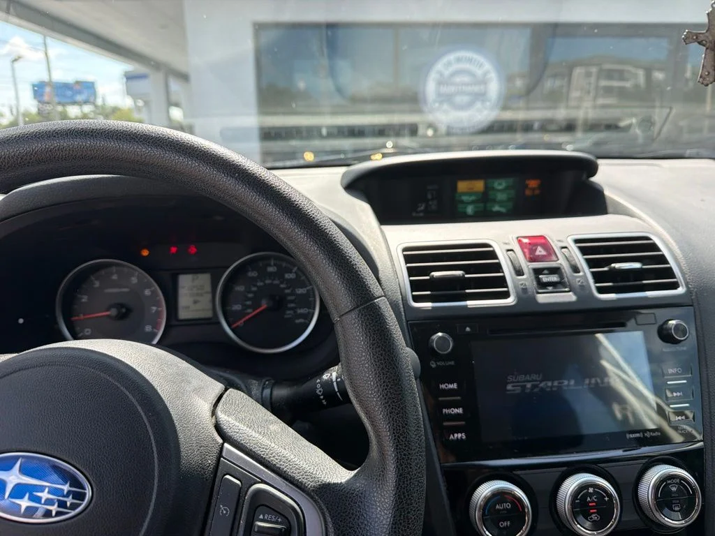 Used 2017 Silver Subaru 2.5i Premium image 6